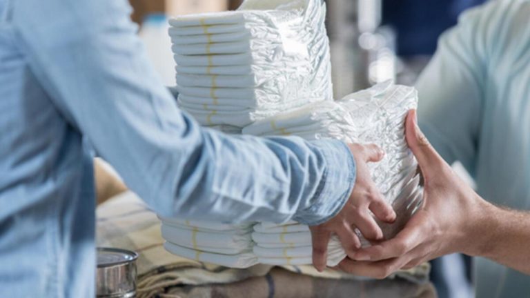 11 yaşındaki çocuklar okula bebek bezi ile gidiyor, öğretmenler bıktı! Batı’da yeni kriz: Tuvalet eğitimi…