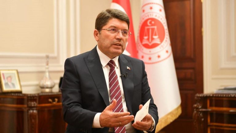 Bakan Tunç açıkladı: Boş evlerin kiraya verilmesi için teşvik olabilir