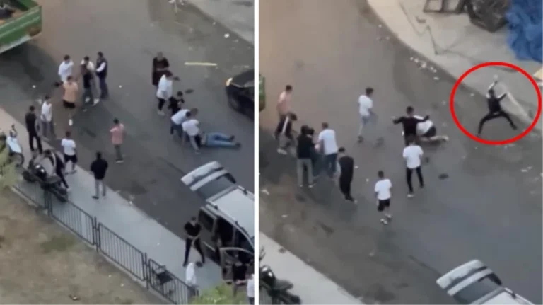 Kavga anında kan donduran görüntü! Başına vurup bayılttıkları adamı yerde böyle tekmelediler