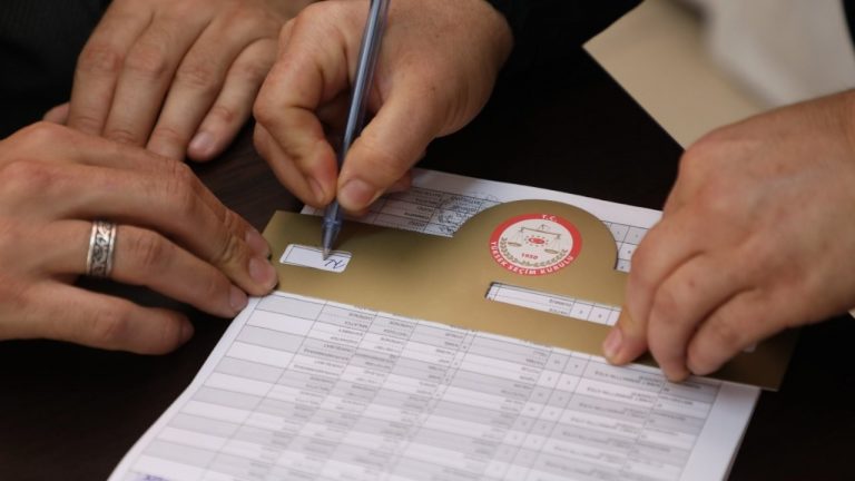 Adres değişikliği yapan seçmenlere uyarı