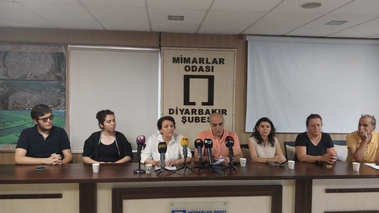 Diyarbakır’da mirasın korunması için acil çağrı: Yanlışlardan dönme zamanı geldi