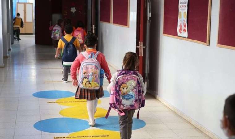 Okulların açılmasına 48 saat kala Resmi Gazete’de yayımlandı: İlkokulda sınav kalktı mı?