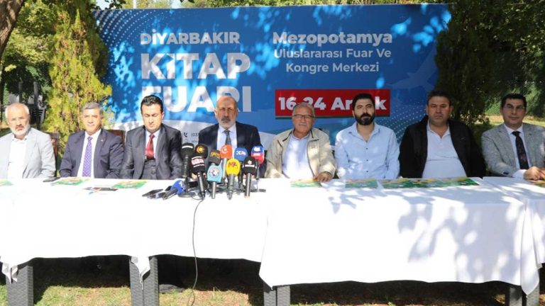 Diyarbakır 4 yıl sonra kitap fuarına hazırlanıyor