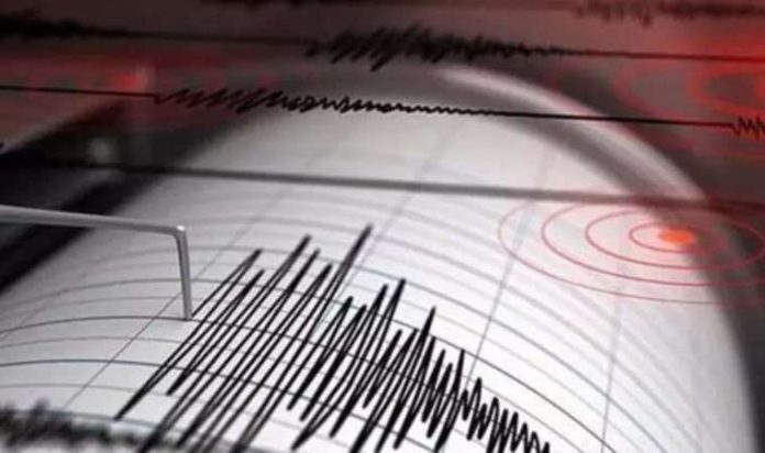 son-dakika-ege-denizinde-37-buyuklugunde-deprem-3T5HOYQv.jpg