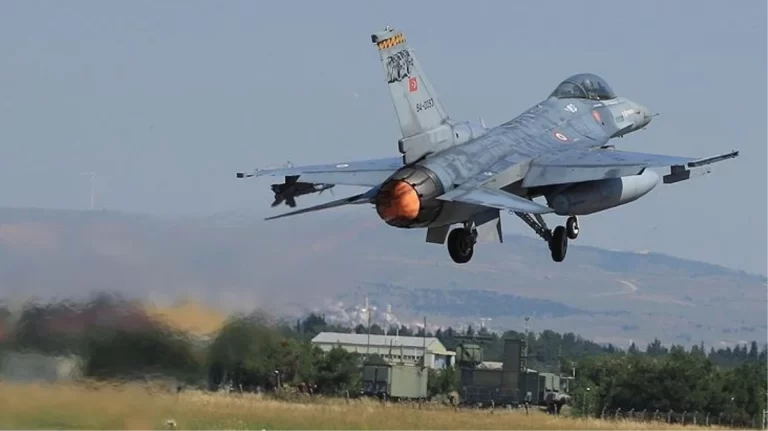 Son Dakika: Irak’ın kuzeyinde 140 kilometre derinlikteki Asos dahil 16 terör hedefi, hava operasyonuyla vuruldu