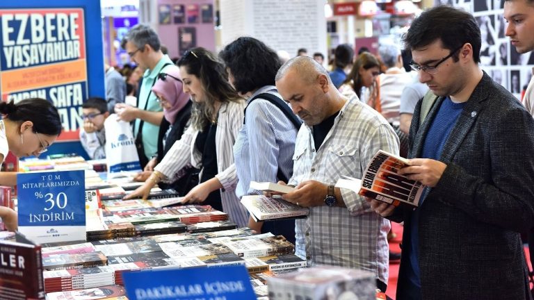 İstanbul Kitap Fuarı’nı 409 bin kişi ziyaret etti