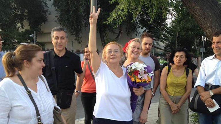 Mücella Yapıcı: ‘Ben yaşlı bir kadın olduğumu hapishanede anladım’
