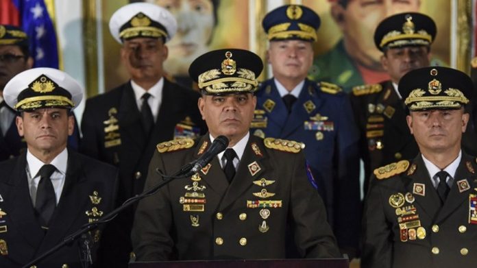 ingilterenin-esequibo-bolgesine-savas-gemisi-yollayacagini-aciklamasi-venezuelayi-alarma-gecirdi-WAEIpitL.jpg