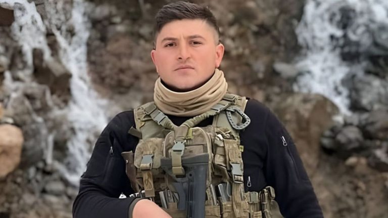 Teröristlerin hain saldırısında şehit olan Piyade Sözleşmeli Er Yasin Karaca’nın silah arkadaşlarıyla çektiği görüntüler ortaya çıktı