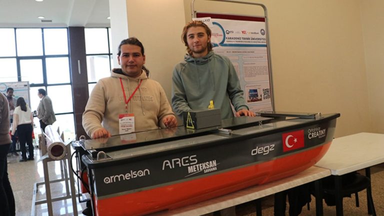 Üniversiteli gençler, insansız su üstü aracıyla yeni muvaffakiyetler hedefliyor