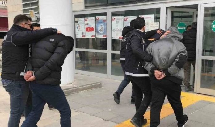 agrida-gumruk-sahasinda-uyusturucu-ve-kacakcilik-operasyonu-Y9Ul2Dzg.jpg