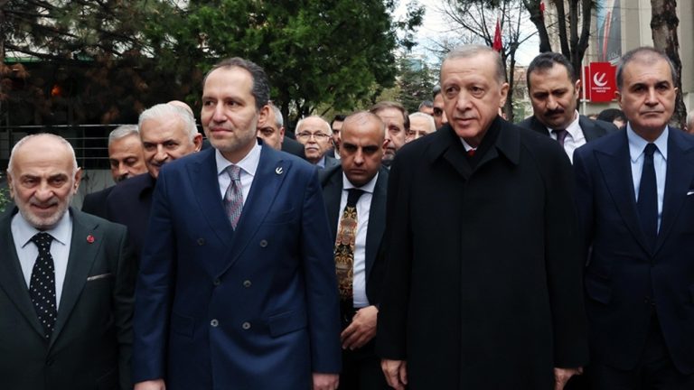 Ahmet Taşgetiren: ‘Yeniden Refah büyük oynuyor’