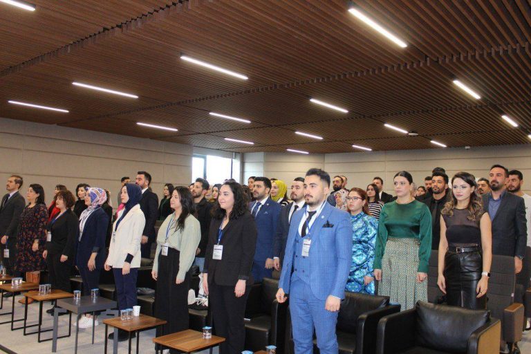 Genç Sağlık Sen 1. Ulusal Hemşirelik Sempozyumu Yoğun Katılımla Gerçekleşti 