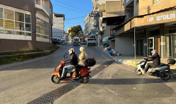 yolcu-minibusuyle-carpisan-motokurye-hayatini-kaybetti-RRiFvBrV.jpg