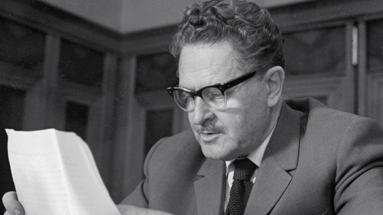 Nazım Hikmet doğumunun 122. yılında Rusya’da anıldı