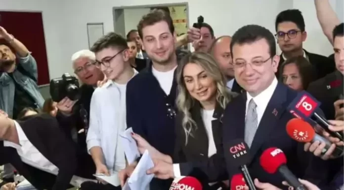 imamoglu-oglum-semih-ilk-kez-oy-kullaniyor-sanirim-kime-oy-verecegi-konusunda-dusunceliydi-biraz-bSiD5hM6.jpg