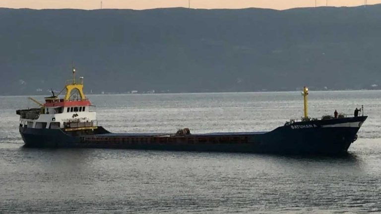 İmralı açıklarında ceset bulundu: Kayıp mürettebata ait olup olmadığı araştırılıyor