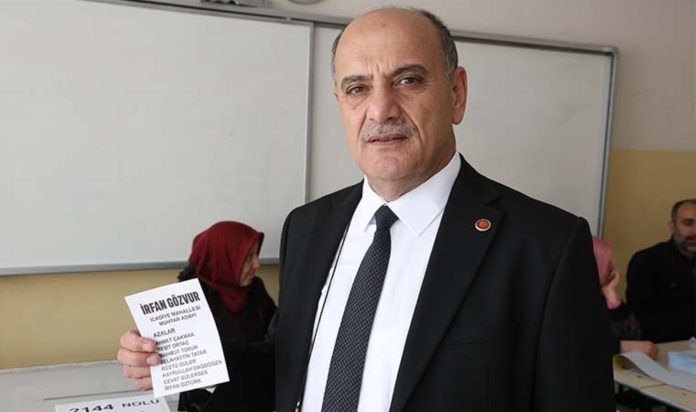 secimin-ilk-kazanani-o-oldu-muhtar-adayi-kazandigini-ilan-etti-jyz1OE1u.jpg