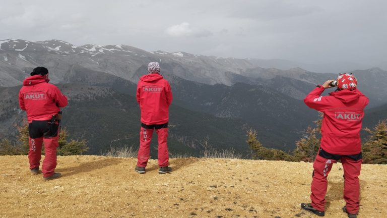 Kaybolan dağcıyı arama çalışmaları 4. güne girdi