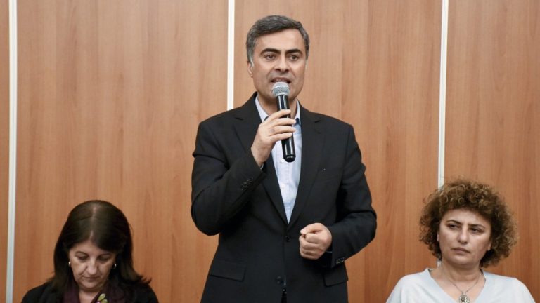 YSK, Van için gerekçeli kararı açıkladı