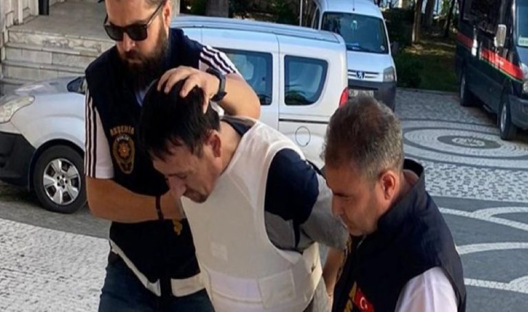 Ağabeyini öldürüp, annesini ağır yaraladı: Tutuklandı!