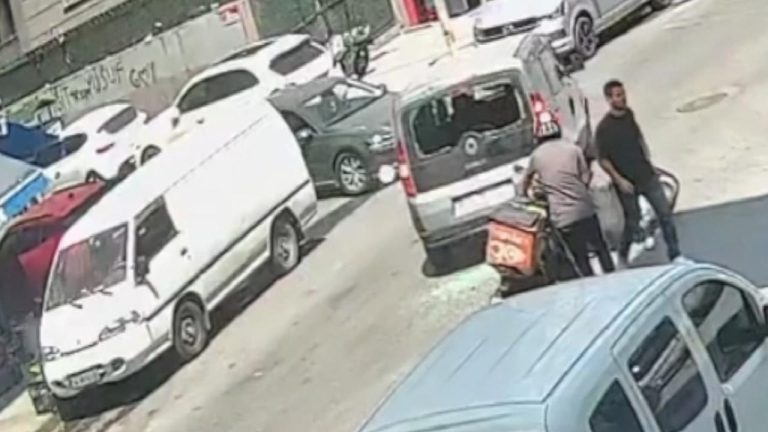 Araca arkadan çarpan motosiklet sürücüsü hafif yaralandı