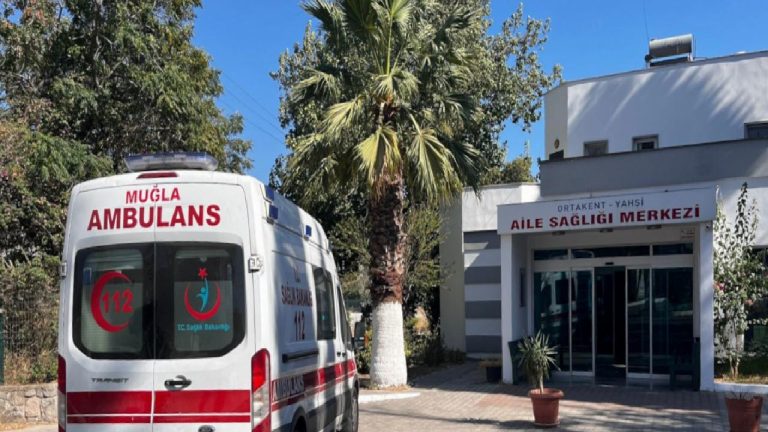 Bakanlıktan saldırıya uğrayan doktorla ilgili açıklama: Yoğun bakımda