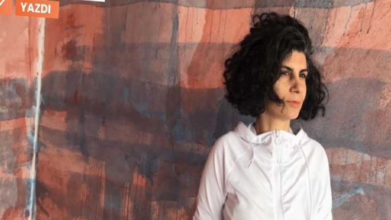 Direnişin kırmızı çizgili estetiği