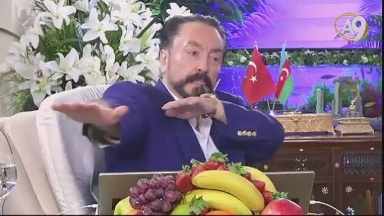 Duruşmada Adnan Oktar diyalogları: Aşkım giderek gençleşiyorsun