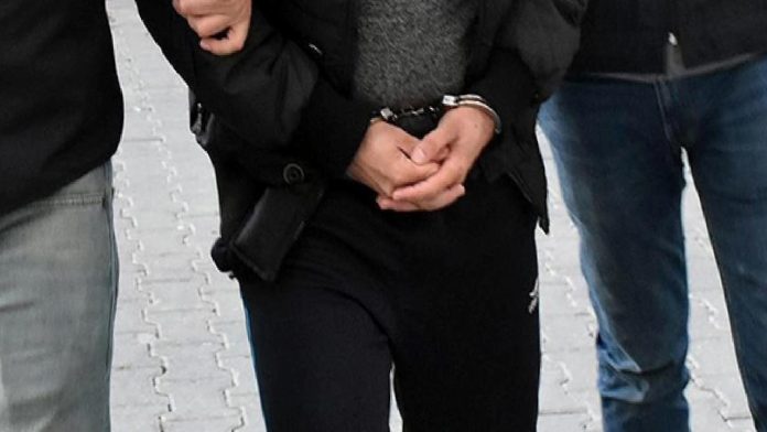 elazigda-uyusturucu-operasyonu-3-zanli-tutuklandi-djzWIMfe.jpg