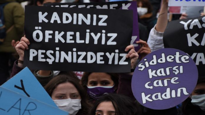evli-oldugu-kadini-iple-baglayarak-darbetti-AYX9nbAx.jpg