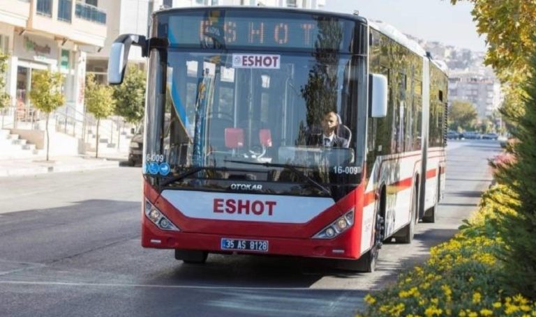 İzmir’de toplu ulaşımda 90 dakika fiyatsız aktarma başladı
