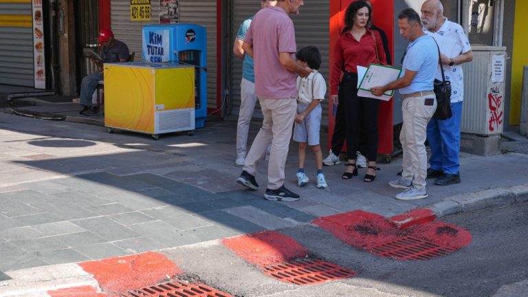 İzmir’deki elektrik faciası: Bilirkişi mazgalda inceleme yaptı