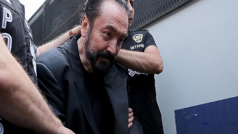 Adnan Oktar davası: 2 hükümlü Yunanistan’a kaçarken yakalandı