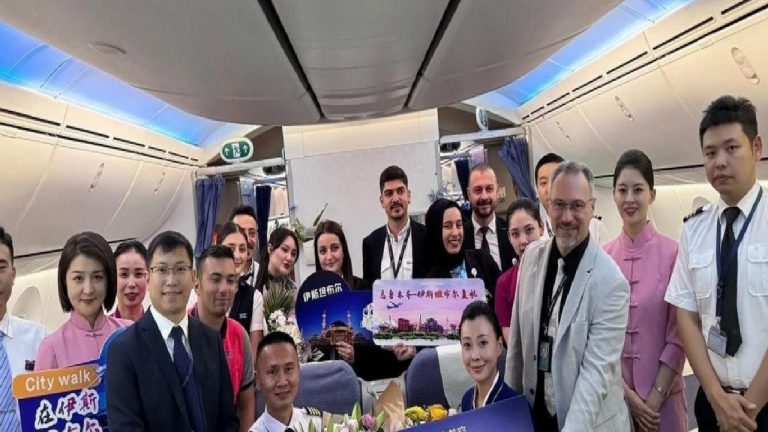 China Southern Havayolları’nın Urumçi-İstanbul seferleri başladı