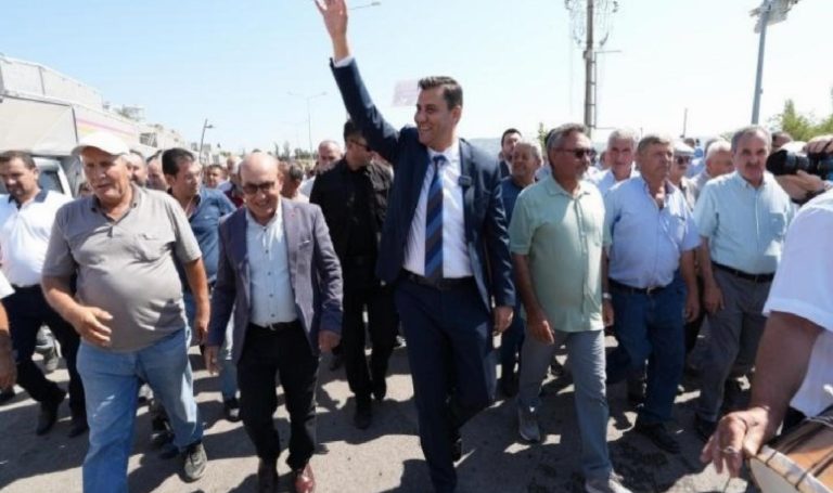 Ferdi Zeyrek: Çöp toplayacak param olmasa ben toplarım