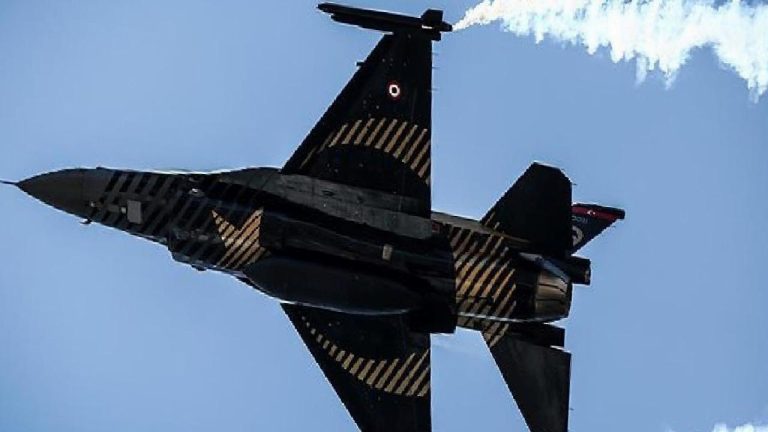 İstanbul semalarından gelen jet seslerinin nedeni belli oldu