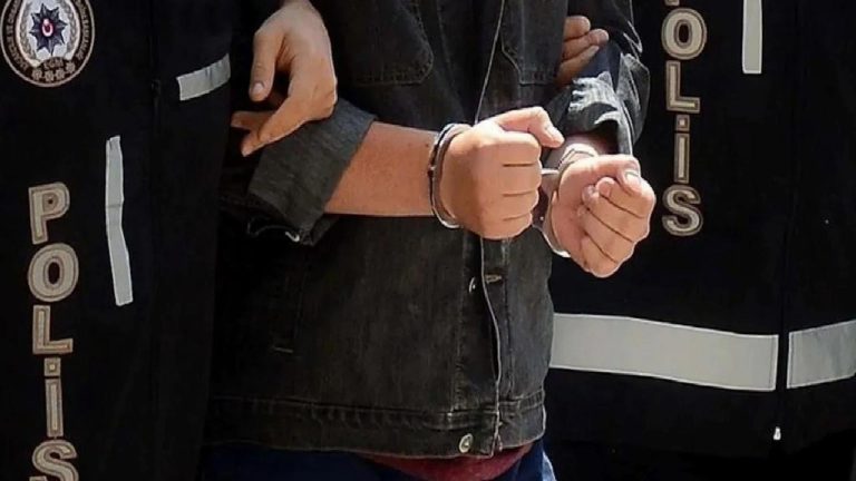 İstanbul’da 27 bin 859 litre sahte alkol ele geçirildi
