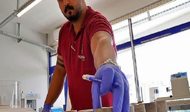 İzmir Büyükşehir Belediyesi’nin 90 sarsıntı hendeğinden aldığı 140 örnek inceleniyor