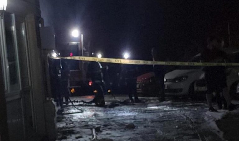 Küle dönen arabada kundaklama kuşkusu: 3 araç hasar gördü