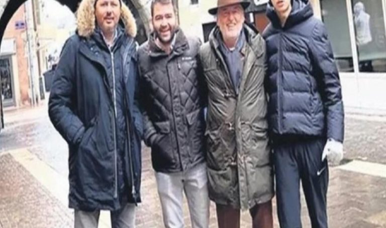 Lüks cümbüş yerinde ‘taciz’ hengamesi: İş beşerinin oğluna öldüresiye darp!