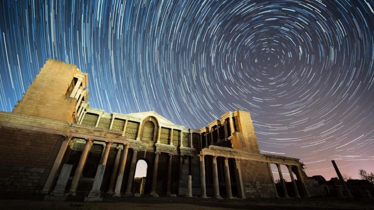 Sardes Antik Kenti’nde perseid meteor yağmuru gözlendi