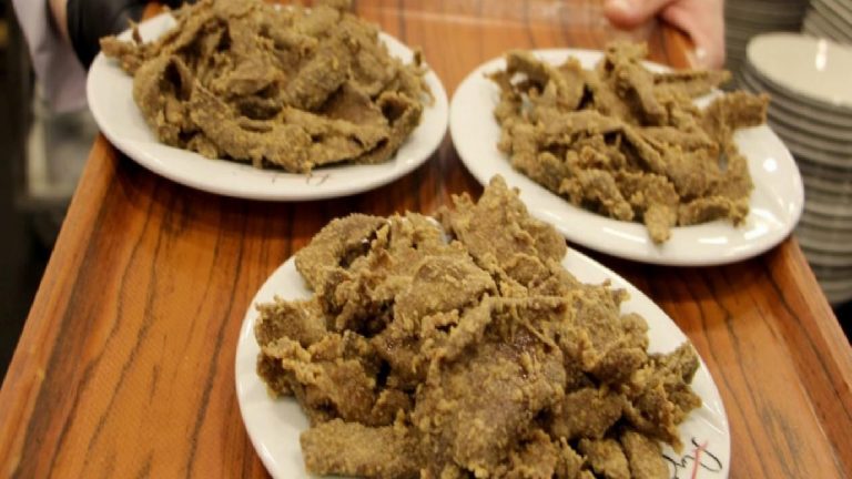 Ciğer kebabı ustaları: Kırıkhan Ciğer Festivali yeniden düzenlensin
