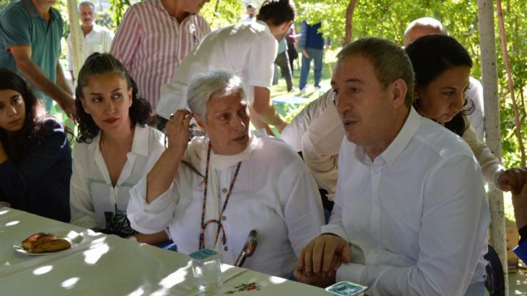 DEM Parti heyetinden Anter Anter için taziye ziyareti