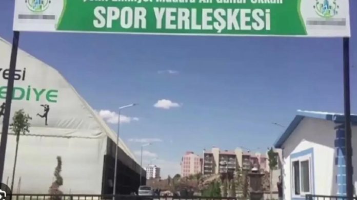 diyarbakirda-kayapinar-belediyesinden-skandal-karar-gaffar-okkanin-ismini-tabeladan-sildiler-S34mNhpv.jpg