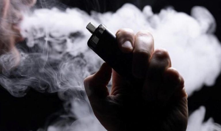 Elektronik sigara içeriklerinde kanserojen unsurlar: Sıhhatinizi tehdit eden riskler