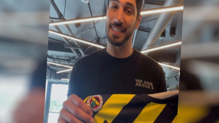 Fenerbahçe ve Beşiktaş’tan Enes Kanter’e ‘hediye forma’ tepkisi