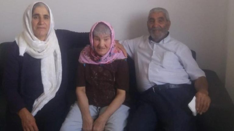 Huzurevinde isim benzerliği karmaşası: Ablası diye öbür birini defnetti