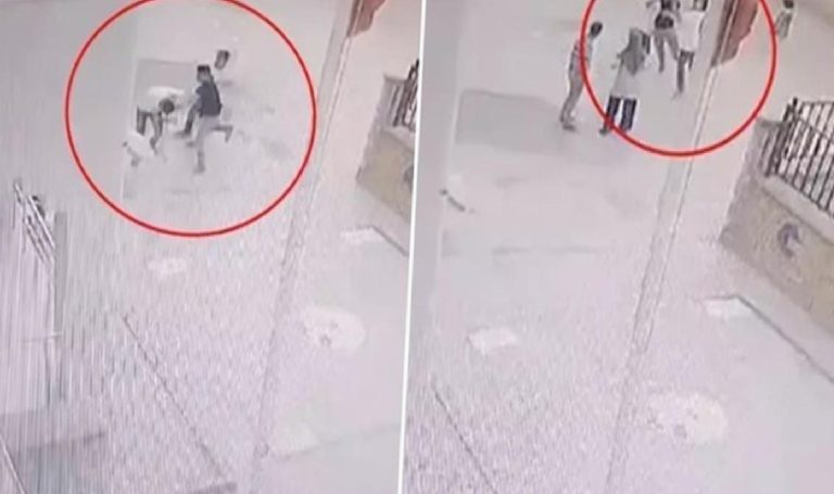 Öğretmeni ‘kapı açma’ tartışmasına darbettiler: 2 kardeş gözaltında!