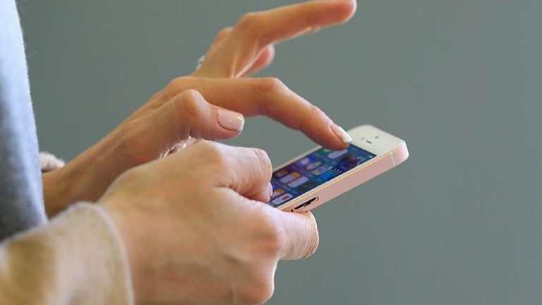 Uyurken dolandırıldı, bir gece 550 bin TL borçlandı: İnterneti kapalıyken telefonuna bağlandılar